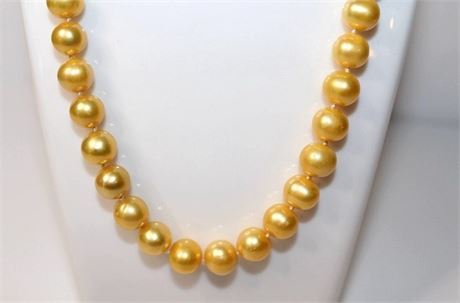 Yellow Pearl Yellow Gold Necklace